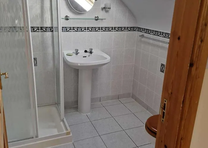 Daffodil - Sleeps 2 & Stunning Seaside Views