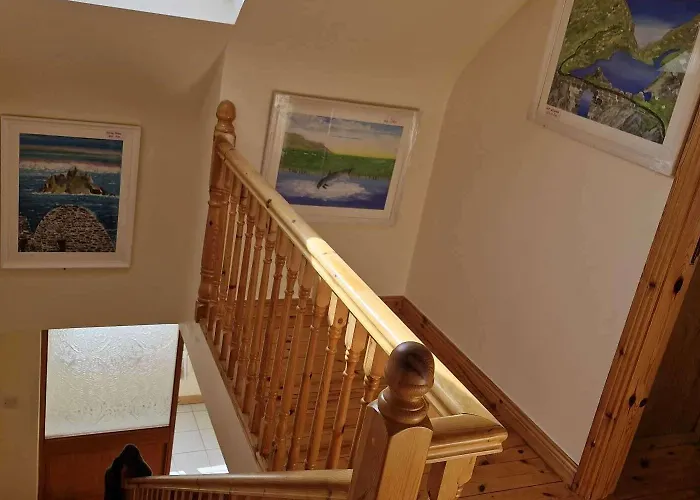 Villa Daffodil - Sleeps 2 & Stunning Seaside Views